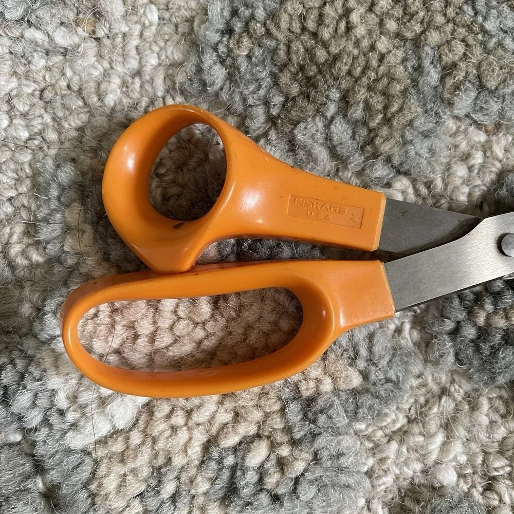 Vintage FISKARS 81 Stainless Steel Scissors Sewing Craft USA 7 in Orange Handle